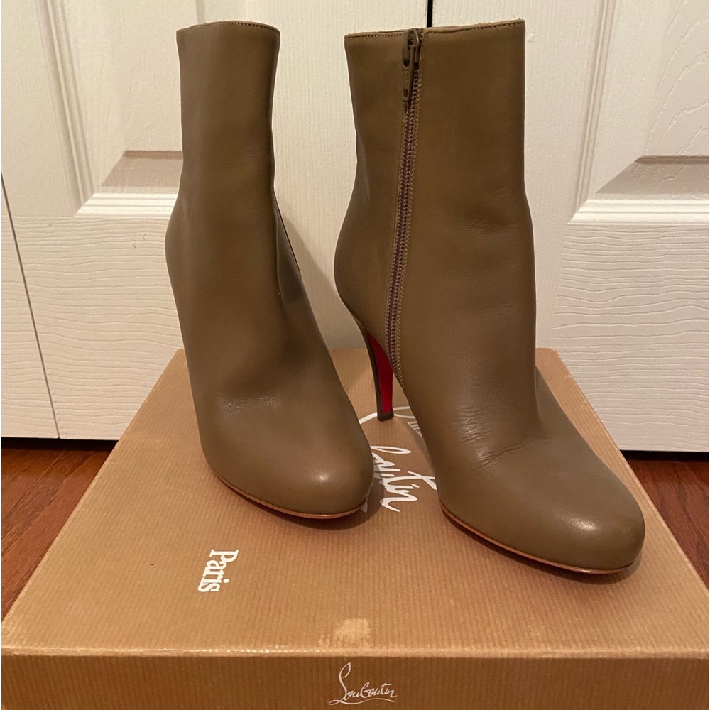 Authentic - Christian Louboutin Heels